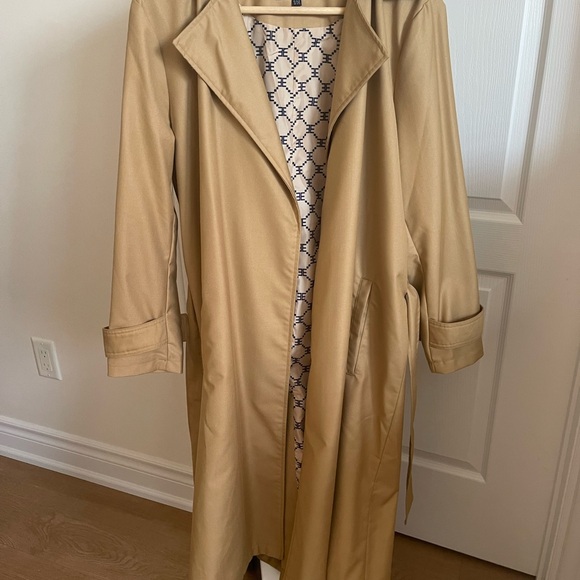 Ellandemm trench size S/M, never worn. - Picture 2 of 8